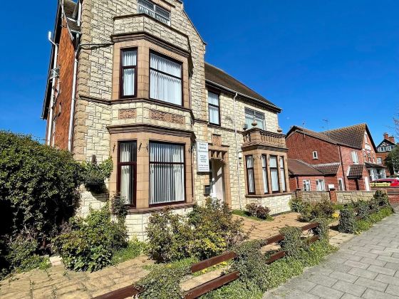 OYO Diamond Apartments Skegness