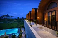 Nirvana Hotel Resort Tetebatu