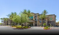 Holiday Inn & Suites SCOTTSDALE NORTH - AIRPARK by IHG Hoteles cerca de Casa Taliesin West