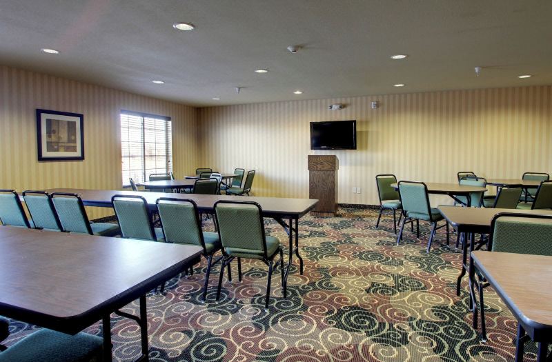 Cobblestone Hotel - Wayne photo 5