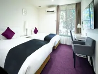 Rembrandt Inn Kazusa Hotels in Kimitsu