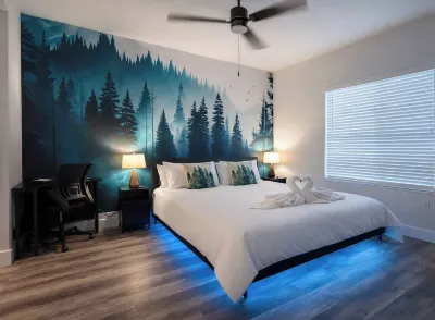Resort 1BR Oasis Pool Spa Gym Reno Getaway Hotels in 