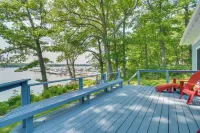 Waterfront Getaway on Sodus Bay: Prime Location! - Homestays
