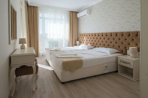 雷納亞歷山大俱樂部酒店(Rena Alexandria Club hotel)