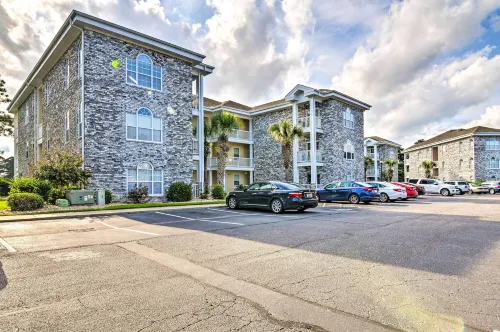 Idyllic Myrtle Beach Condo Golf Course on-Site - Huoneistot