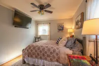 Smoky Mtn Cabin Near Bryson City Hot Tub & Views
