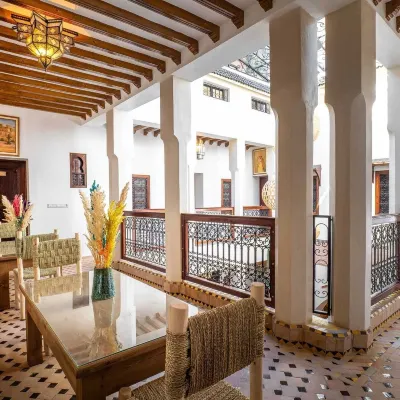 Riad Koutchi Hotels near Golf Amelkis