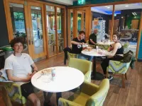 Snoozles Galway City Centre - sarapan
