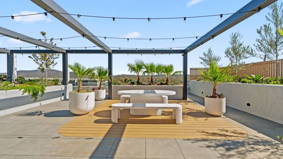 Stylish 2-bed Stay Near Canberra Centre