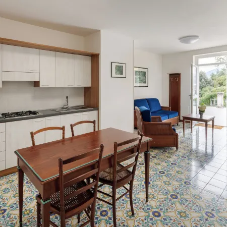 Residence l'Ulivo - Apartments in the City Center, with Fitness, Squash & Private Parking