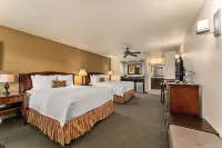 Redwood Hyperion Suites