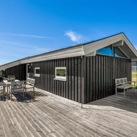 "Märta" - 300m from the Sea