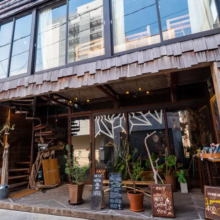 Kamp Houkan-Cho Backpacker's Inn & Lounge