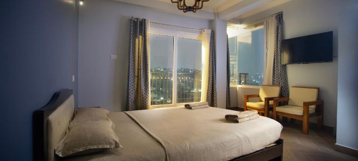Cafe Sola Bnb Hotels in Shillong