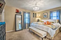 Sauna & Game Room: Lake House in Locust Grove! - Pools