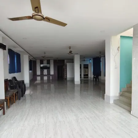 Hotel Raj