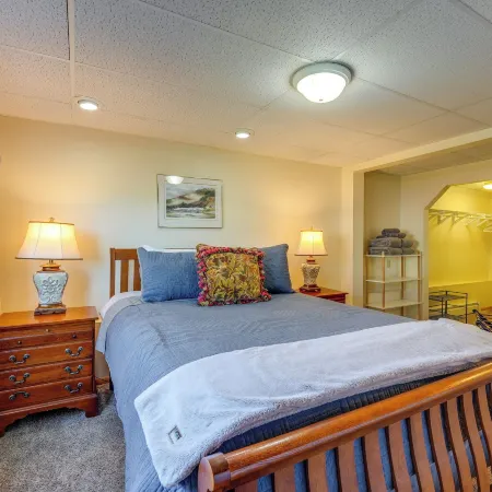 Anchorage Apt: Home Base for Alaska Adventure!