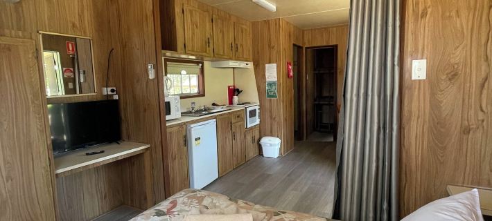 Mansfield Lakeside Caravan Park Hotels in Mansfield