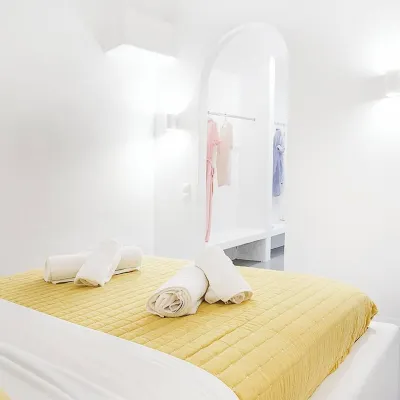Sandras Suite with Outdoor Hot Tub and Sea View Hotels near Three Bells of Fira