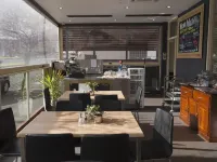 Miami Hotel Melbourne