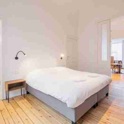 Charming Renovated Apartment in Vibrant Saint Gilles, Brussels Rooms