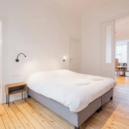 Charming Renovated Apartment in Vibrant Saint Gilles, Brussels Отели рядом с достопримечательностью «Станция метро Horta»