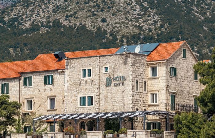 Newly Renovated Hotel Kastil