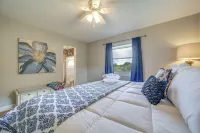 Centrally Located Brevard Home w/ Deck & Fire Pit! - 3-Star