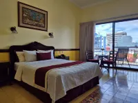 Hotel Santo Tomas / Historical Property - piscina