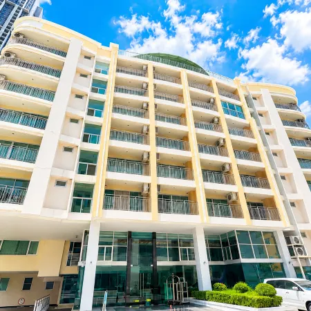 Olive Hotel & Residence Bangkok Sukhumvit 101 near True Digital Park Отели рядом с достопримечательностью «Станция Удом Сук»