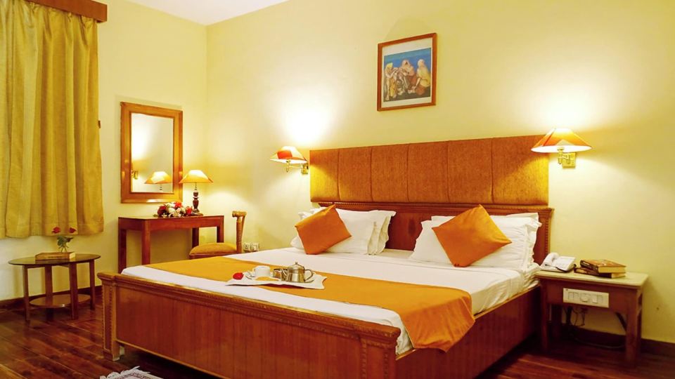 Kunj Kadamb RJ Hotel by bird Sanctuary