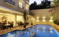 Emersia Malioboro Hotel - Pools