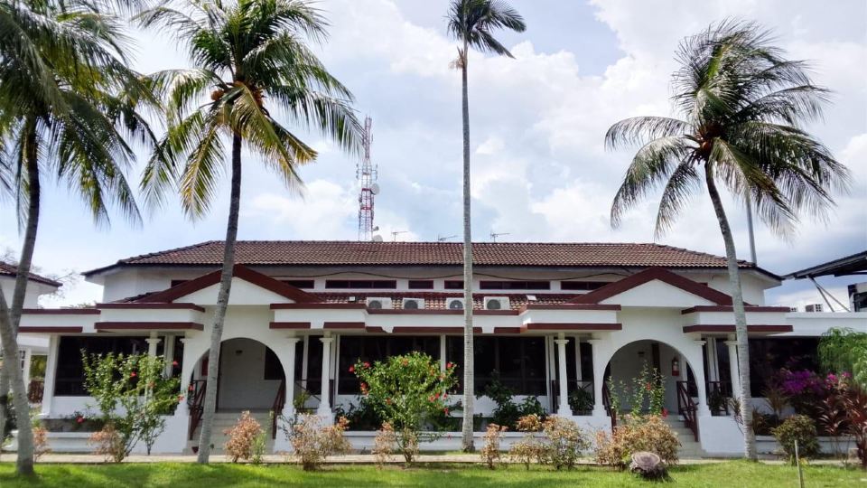 Bunga Raya Resort Parit Buntar