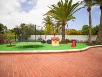 Chalet in Maspalomas with Heated Pool - Alphydda
