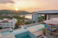 EOS Suites - Rooftop Pools