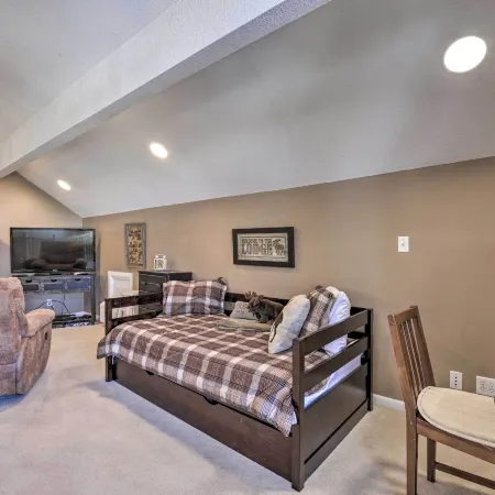 Hike, Ski and Dine Pagosa Springs Getaway!