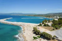 Elegant Beach Hotel - Pet friendly