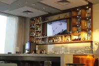 Varali Grand Hotel - bar