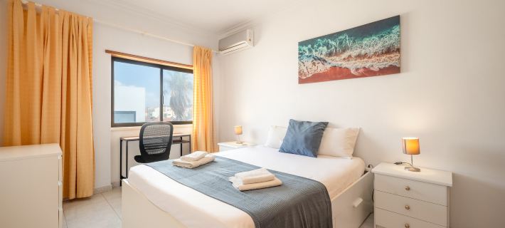 GuestReady - Deluxe home with terrace in Caparica Hotéis em Almada