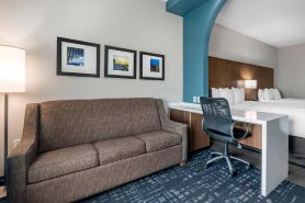 Comfort Suites Fort Lauderdale Airport & Cruise Port