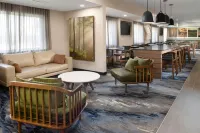 Fairfield Inn & Suites Dallas Park Central - جاكوزي