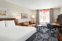 Fairfield Inn & Suites Raleigh-Durham Airport/Research Triangle Park - Airport Shuttle