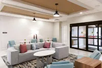 羅徹斯特維克托Homewood Suites by Hilton - 停車場
