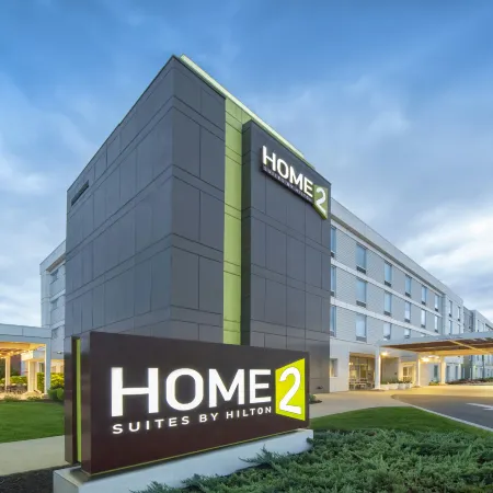 Home2 Suites by Hilton Saratoga Malta