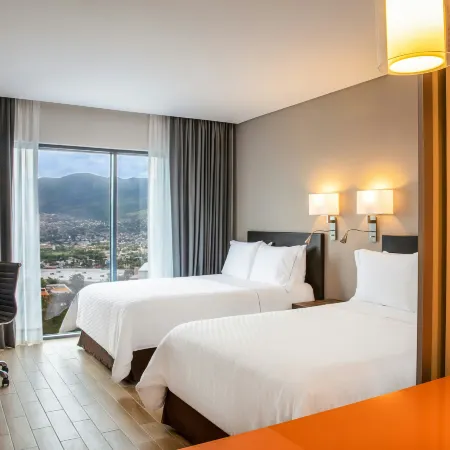 Fiesta Inn Tuxtla Fashion Mall