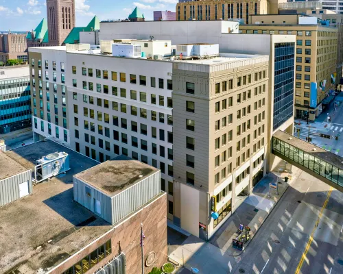 Tru by Hilton Minneapolis Downtown Hotels in der Nähe von Baseballstadion Target Field