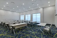 Hampton Inn & Suites by Hilton Burlington Toronto - parking