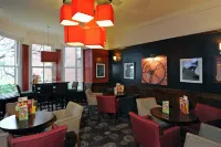Premier Inn Stockport Central - Parking