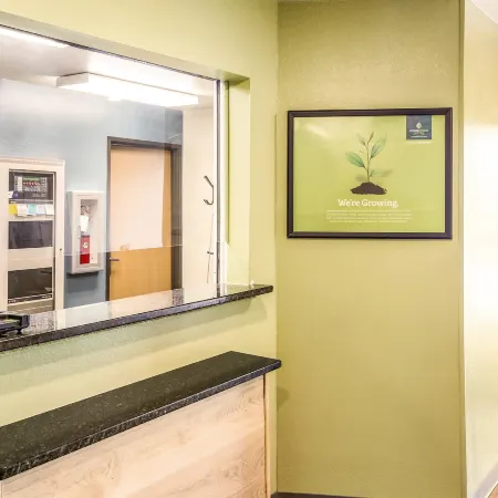 WoodSpring Suites Houston Baytown