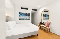 Poolside Studio Retreat Near Oxford Street - بوتيك